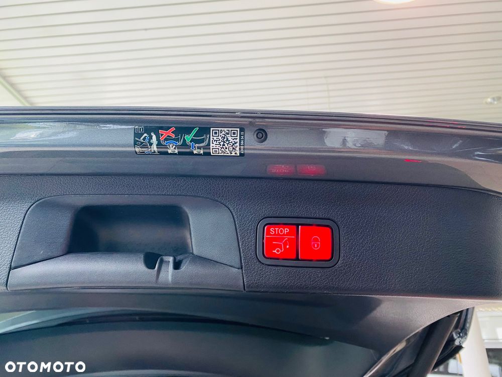 Mercedes-Benz GLS - 13