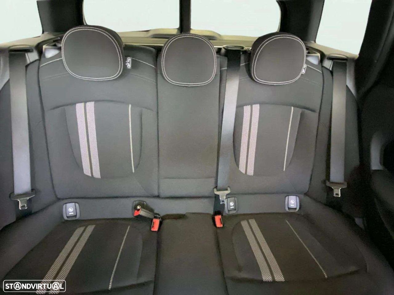 MINI Clubman - 12