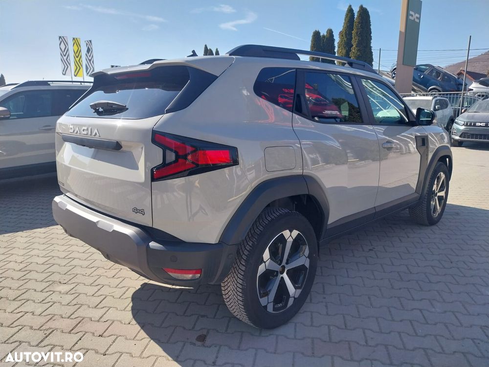 Dacia Duster TCe 130 4X4 MHEV Journey - 13