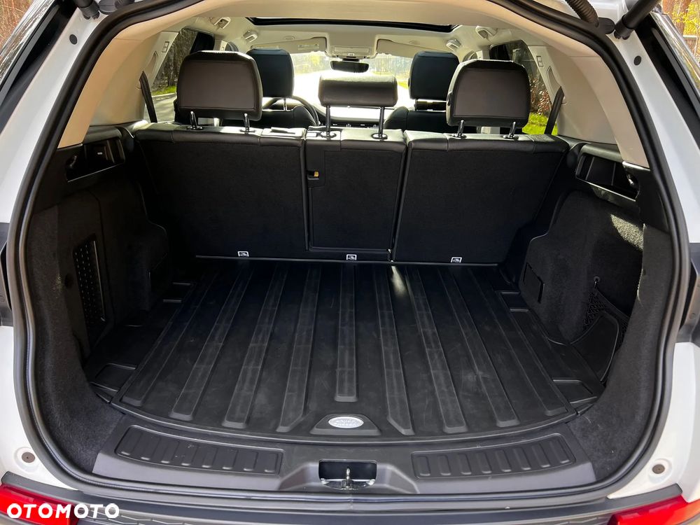 Land Rover Discovery Sport 2.0 P250 mHEV Dynamic HSE - 27