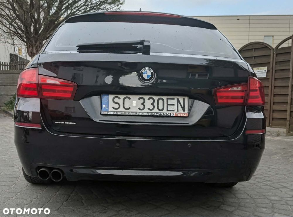 BMW Seria 5 525d xDrive - 6