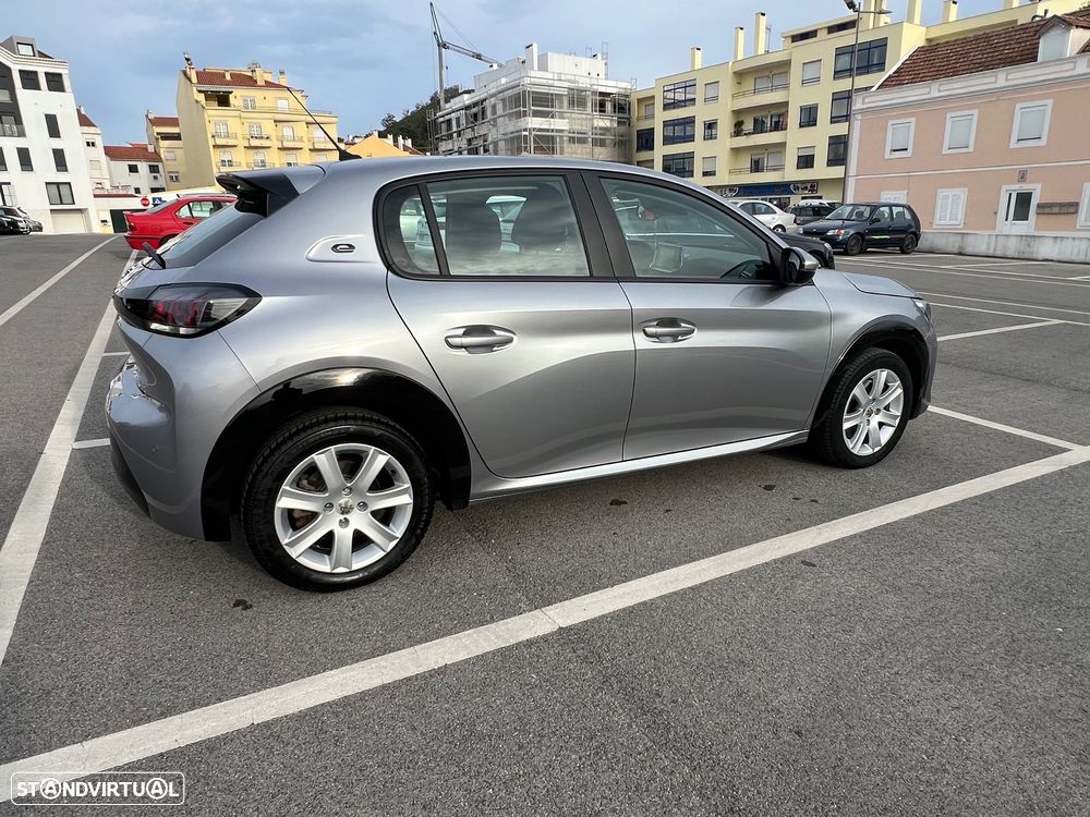 Peugeot e-208 Allure Pack - 9