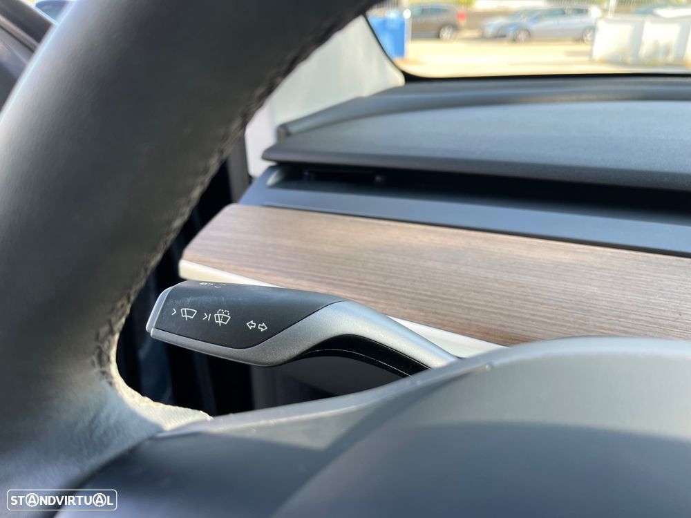 Tesla Model Y Tração Traseira - 30