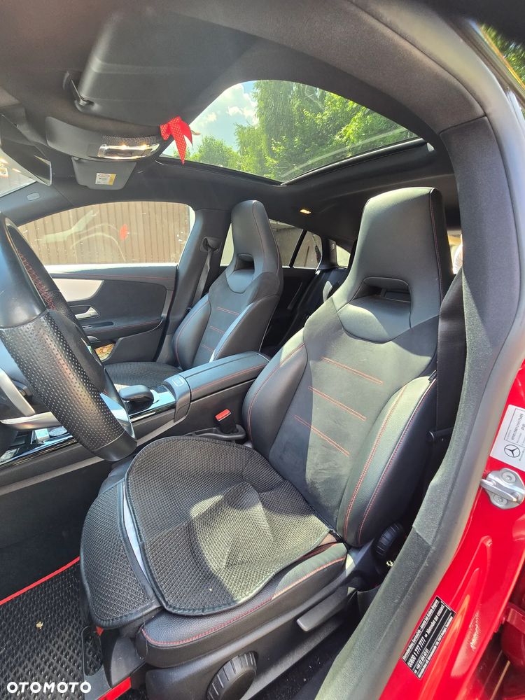 Mercedes-Benz CLA 200 d 4-Matic AMG Line 8G-DCT - 25