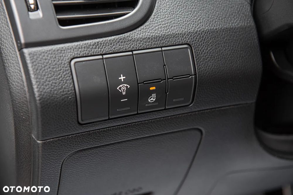 Hyundai i30 1.6 T GDI Turbo - 17