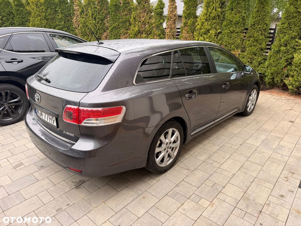 Toyota Avensis 2.0 Sol plus MS - 4