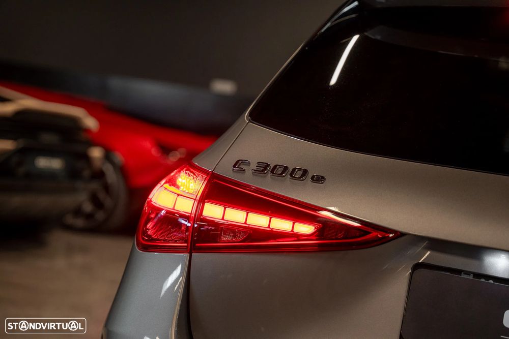 Mercedes-Benz C 300 e AMG Line - 7
