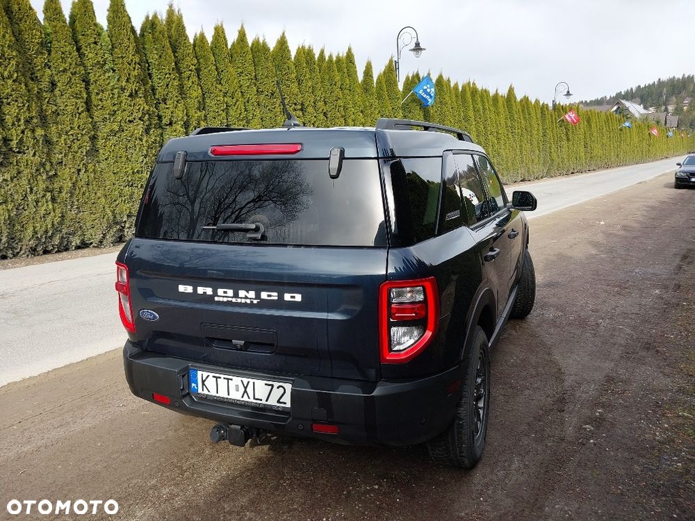 Ford Bronco - 4