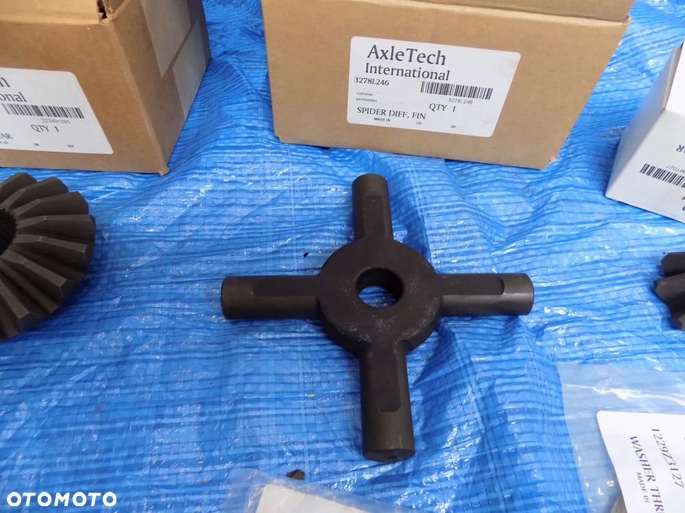 zestaw serwisowy części mechanizmu różnicowego 87750809 case tytan 3520 flx4010 - 4