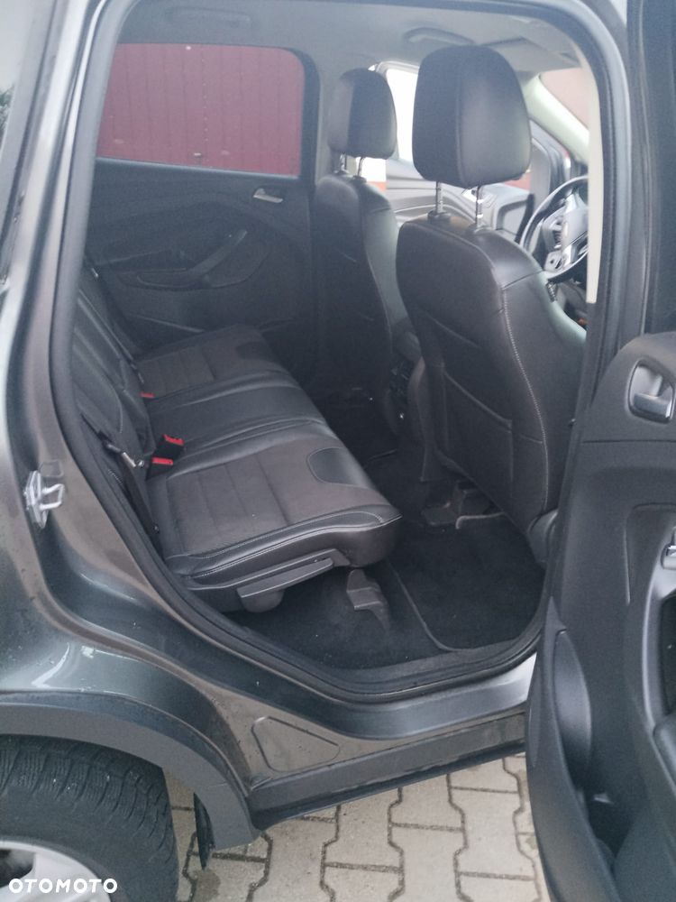 Ford Kuga 2.0 TDCi 4WD Titanium - 17