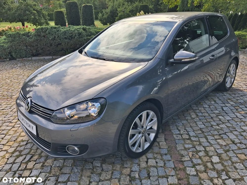 Volkswagen Golf 2.0 TDI DPF Highline - 10