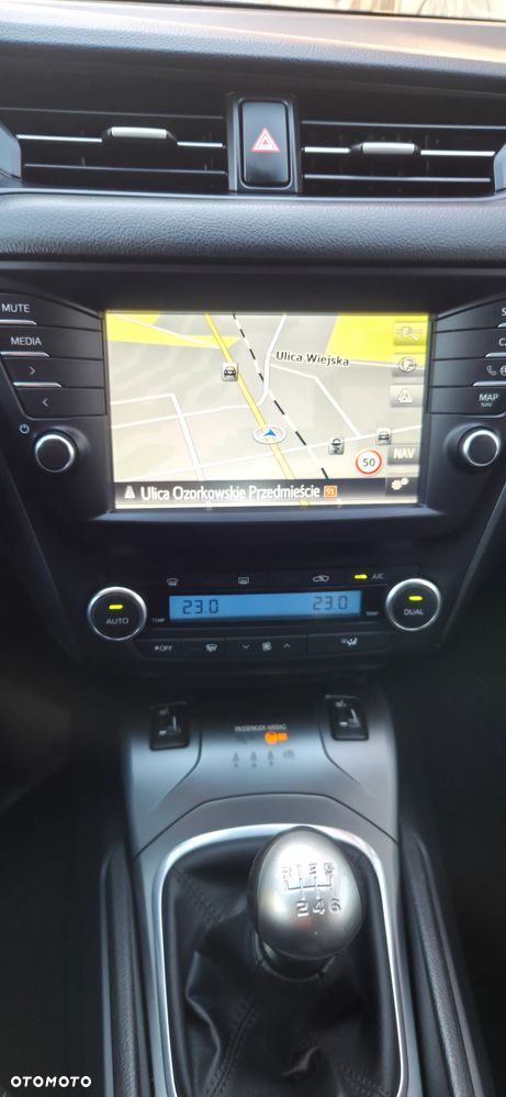 Toyota Avensis Touring Sports 2.0 D-4D Executive - 29