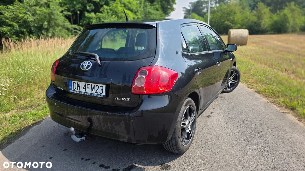 Toyota Auris 1.6 VVT-i Luna - 3