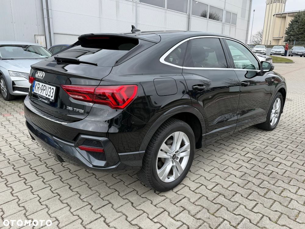 Audi Q3 Sportback - 6
