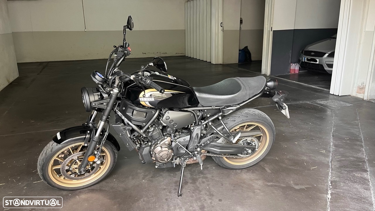 Yamaha XSR 700 - 2