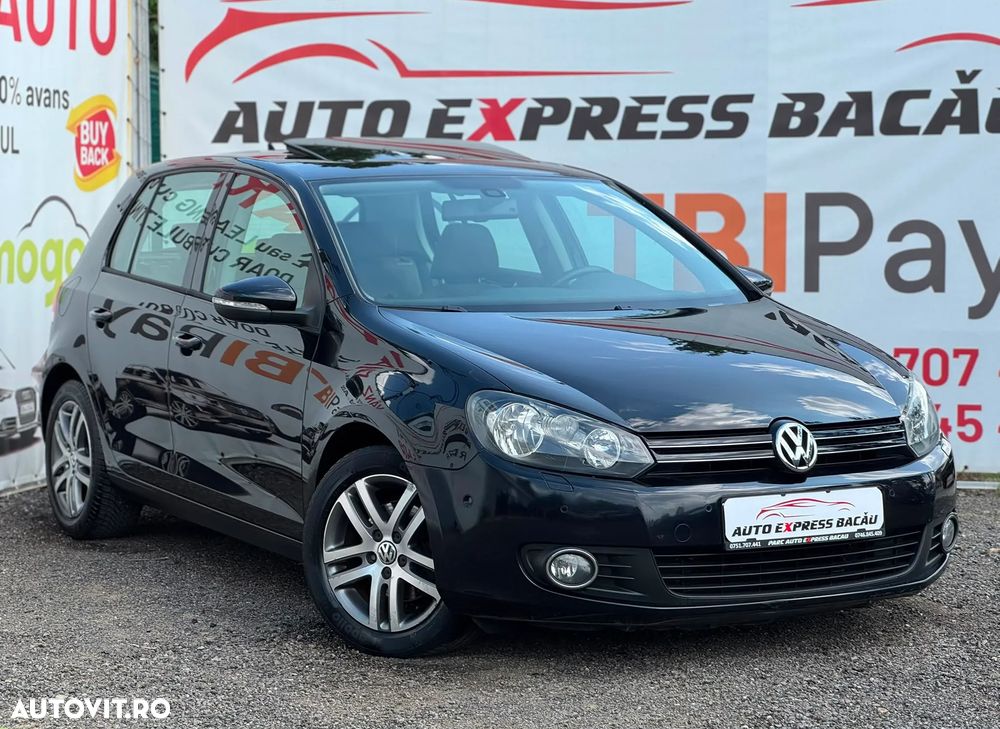 Volkswagen Golf - 2