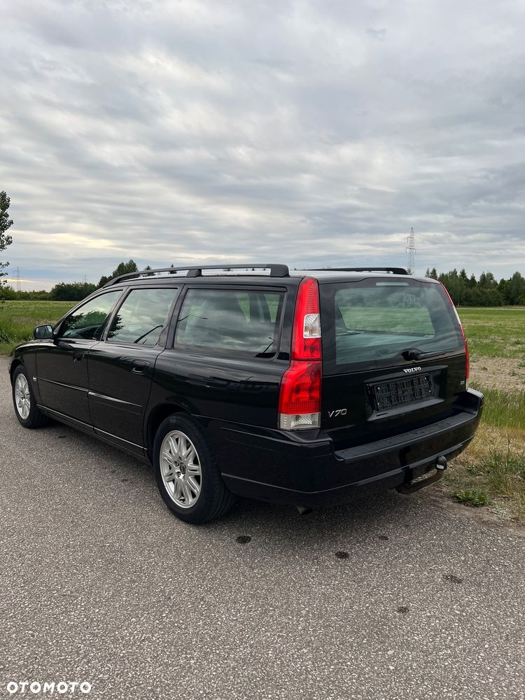 Volvo V70 D5 Momentum - 1