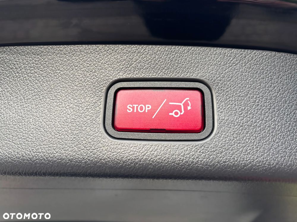 Mercedes-Benz GLC 220 d 4Matic 9G-TRONIC Avantgarde Advanced - 22