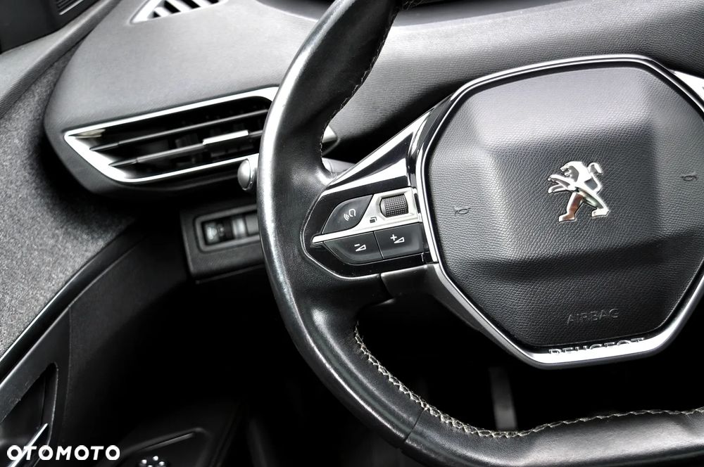 Peugeot 5008 1.2 PureTech Allure S&S - 34