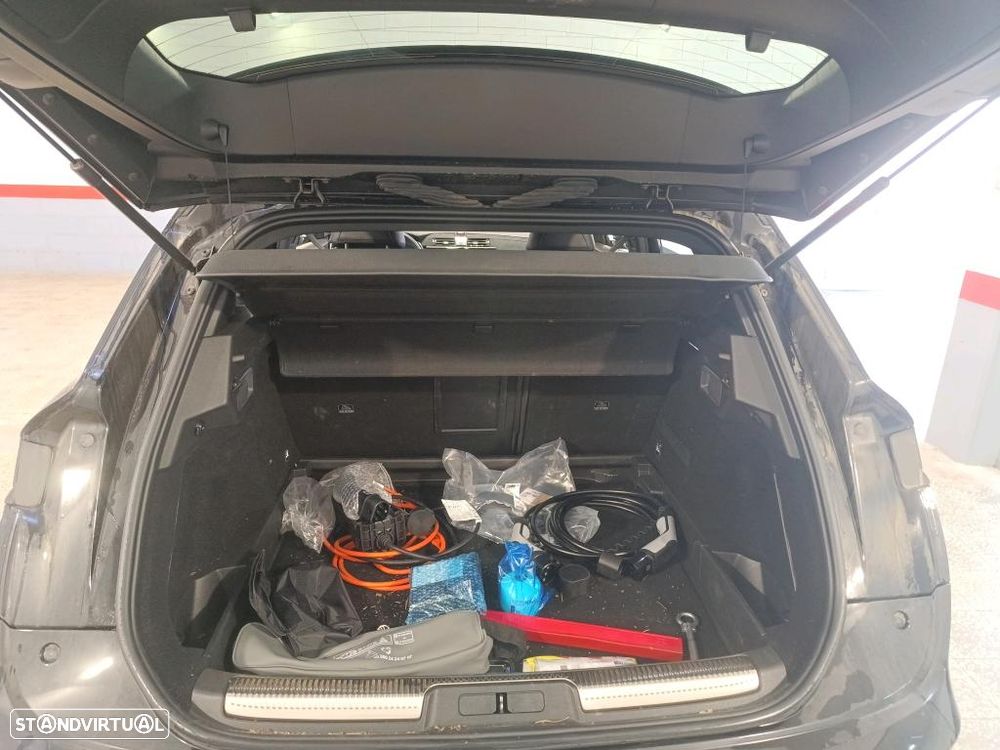 DS DS7 Crossback E-Tense Performance Line EAT8 - 12