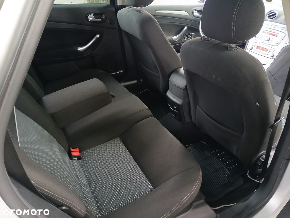 Ford Mondeo - 19