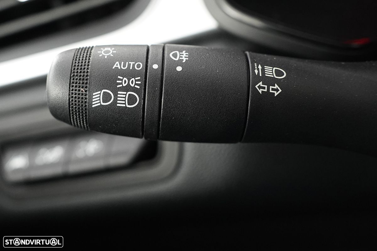 Renault Captur 1.0 TCe Techno Bi-Fuel - 17