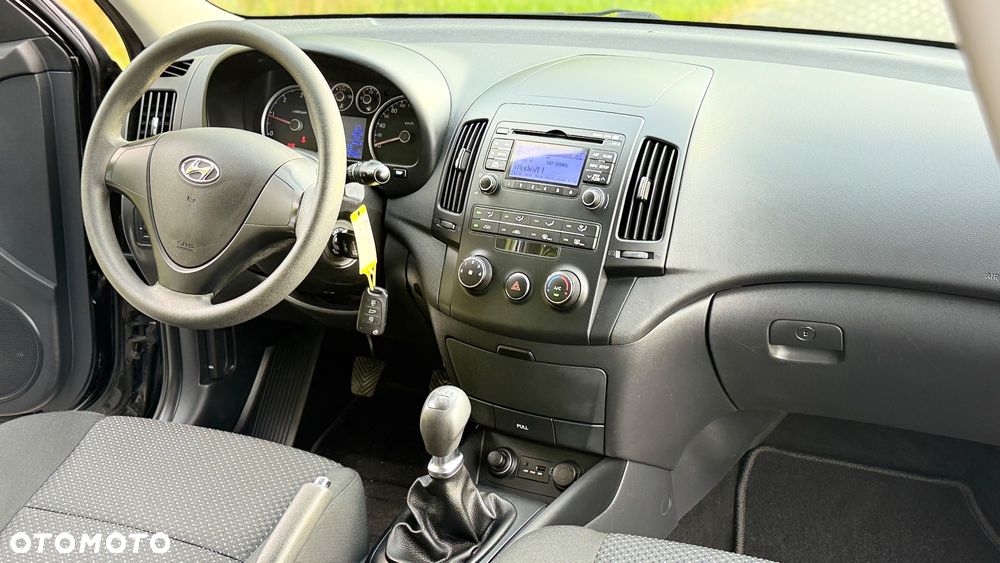 Hyundai i30 1.6 CRDi Premium - 24