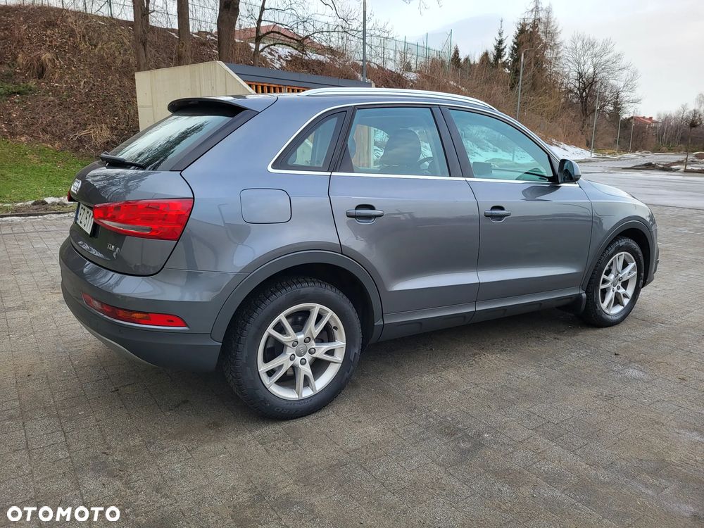 Audi Q3 2.0 TDI sport - 9