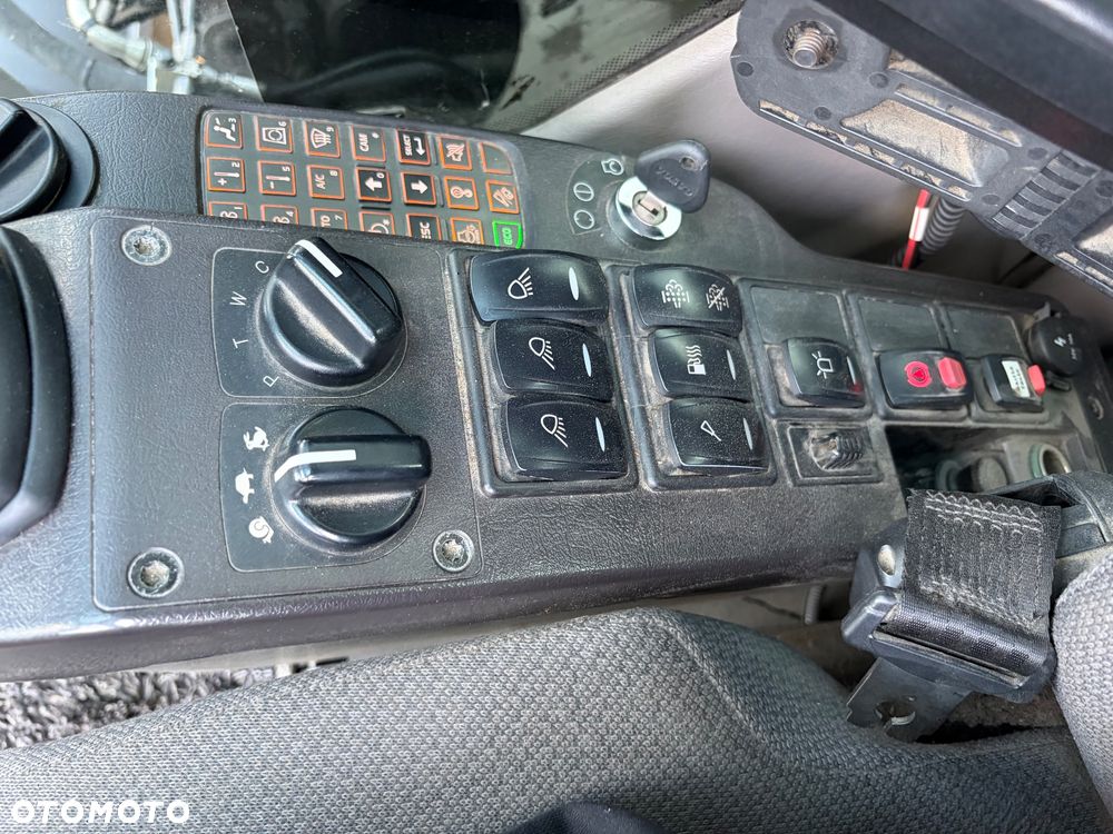 Volvo EW160D - 25