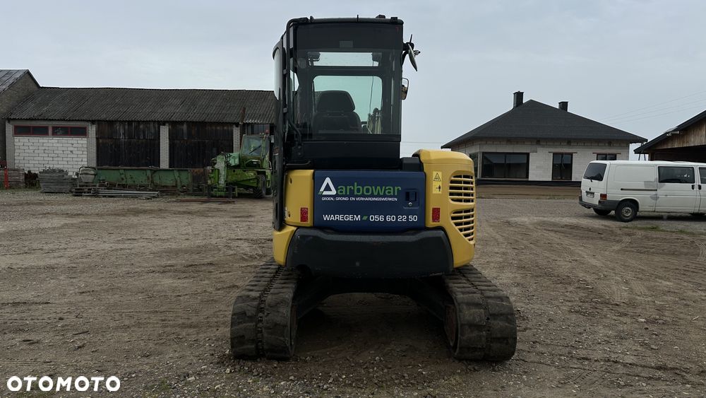 Komatsu PC55MR-3 - 2