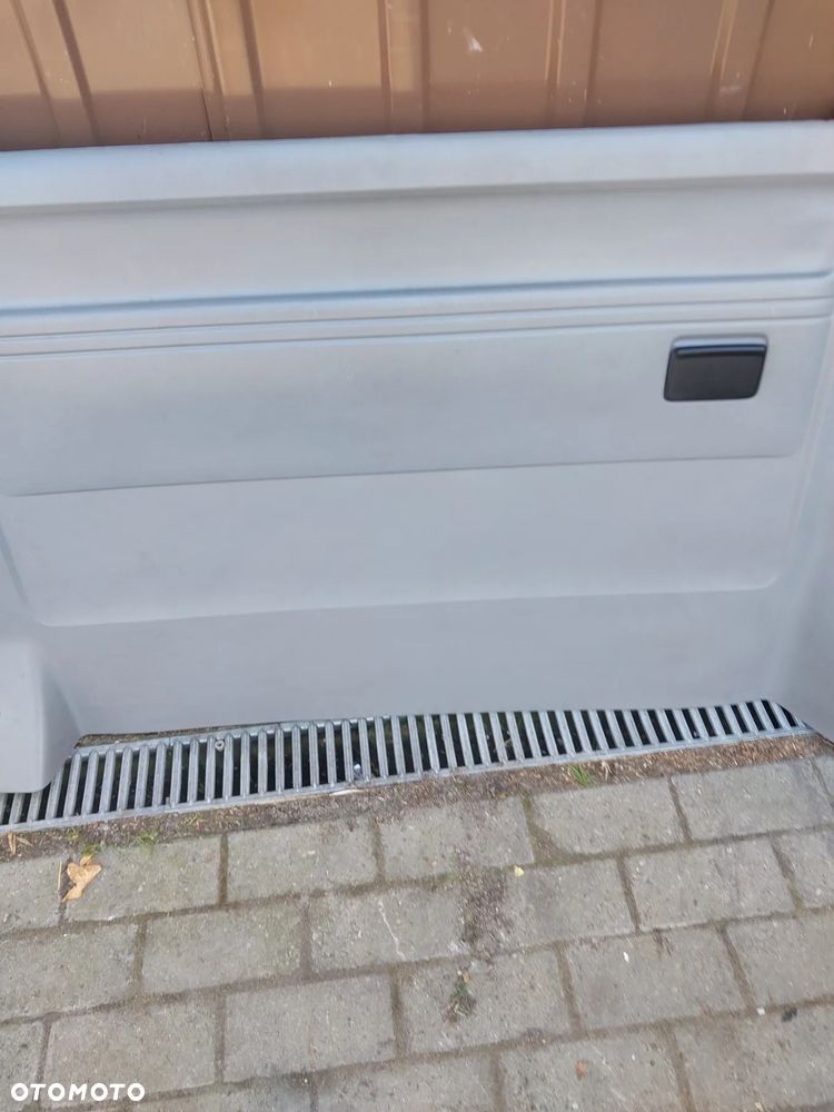 boczki tapicerka tył vw t5 długi - 9
