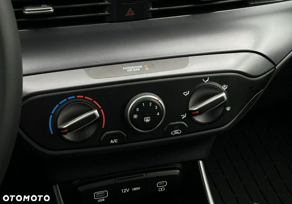 Hyundai i20 - 14