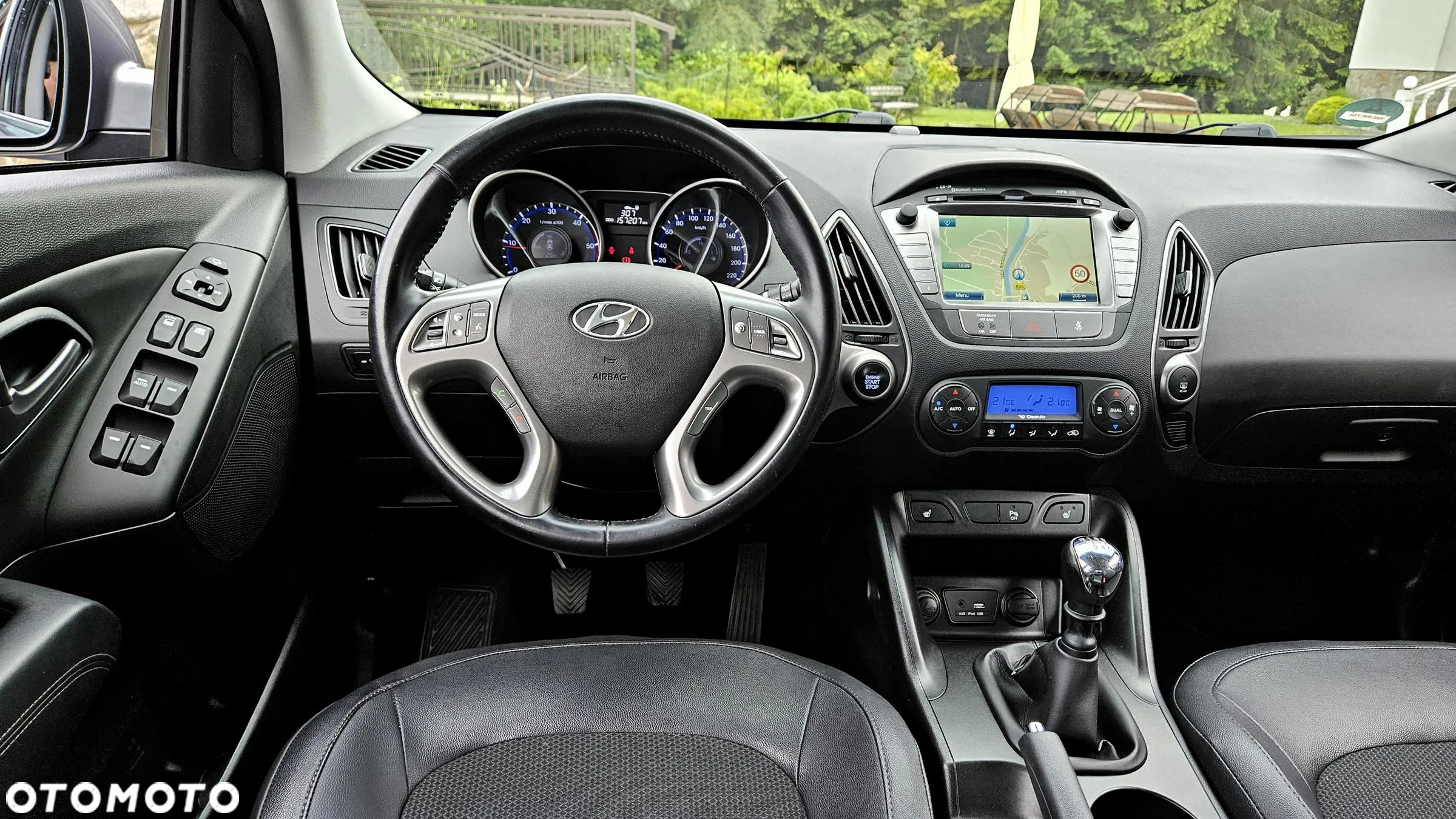 Hyundai ix35 2.0 CRDi 4WD Fifa World Cup Gold Edition - 21