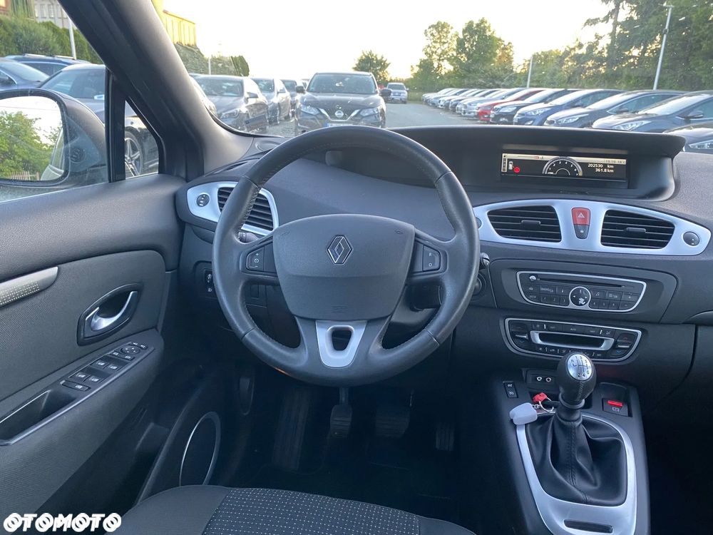 Renault Scenic 1.6 16V 110 Dynamique - 27