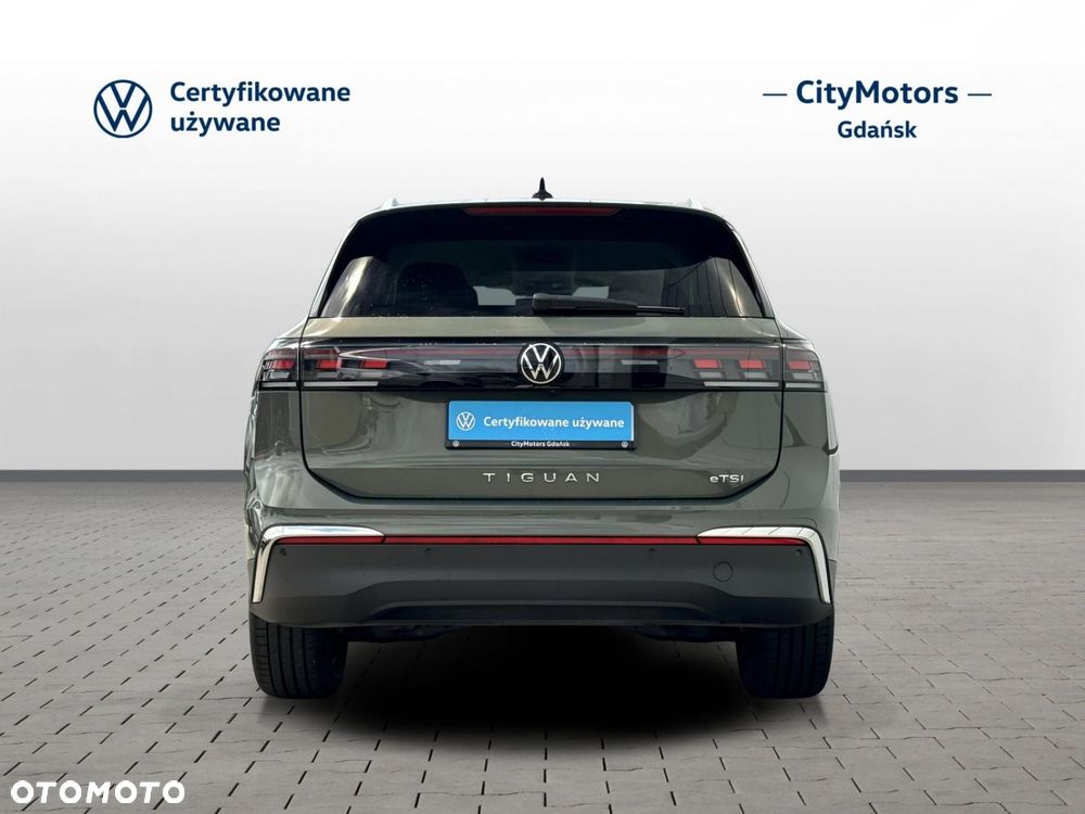 Volkswagen Tiguan - 5