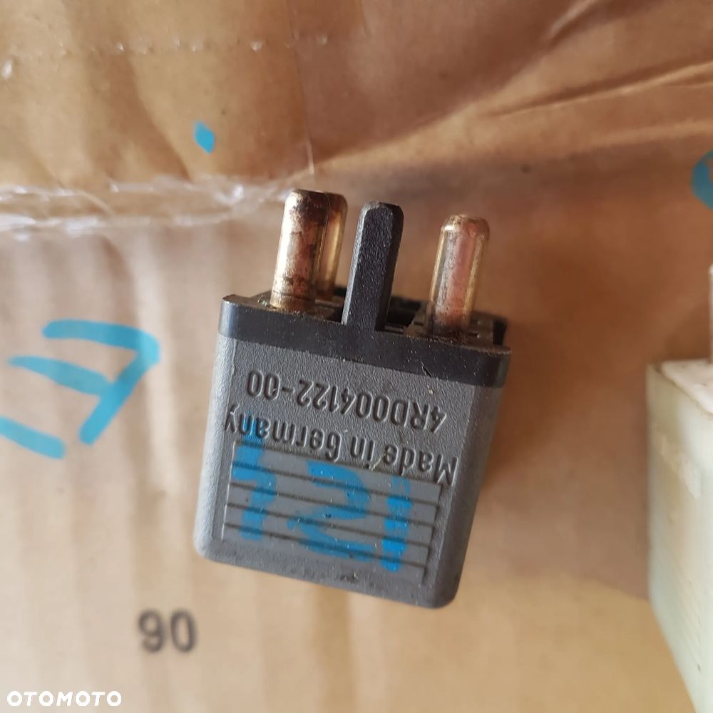 PRZEKAŹNIK moduł POMPY PALIWA MERCEDES 190D, 190E, 300CE, 300D, 300E, 300SE, 300SEL W124 W201 W140 190 R129 w123 w126 w124 coupe - 7