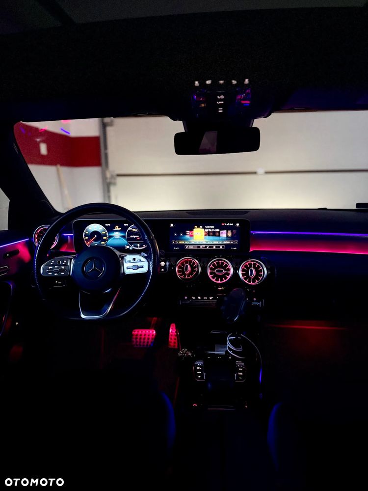 Mercedes-Benz CLA 200 AMG Line 7G-DCT - 11