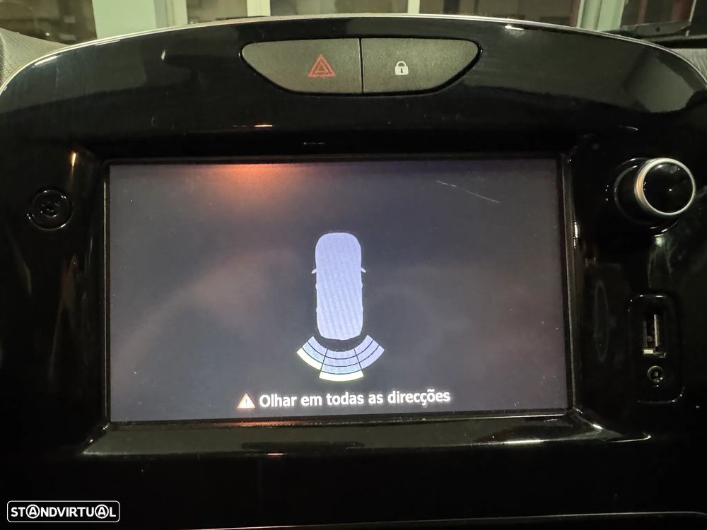 Renault Clio Sport Tourer 0.9 TCe Limited Edition - 13