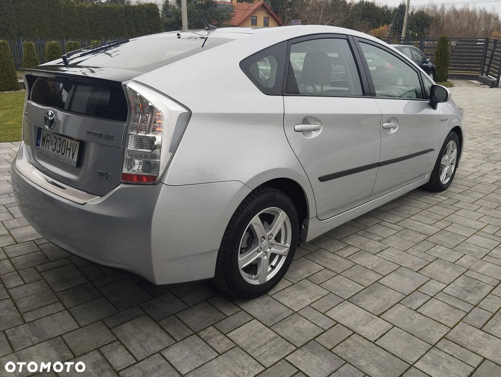 Toyota Prius (Hybrid) Comfort - 6