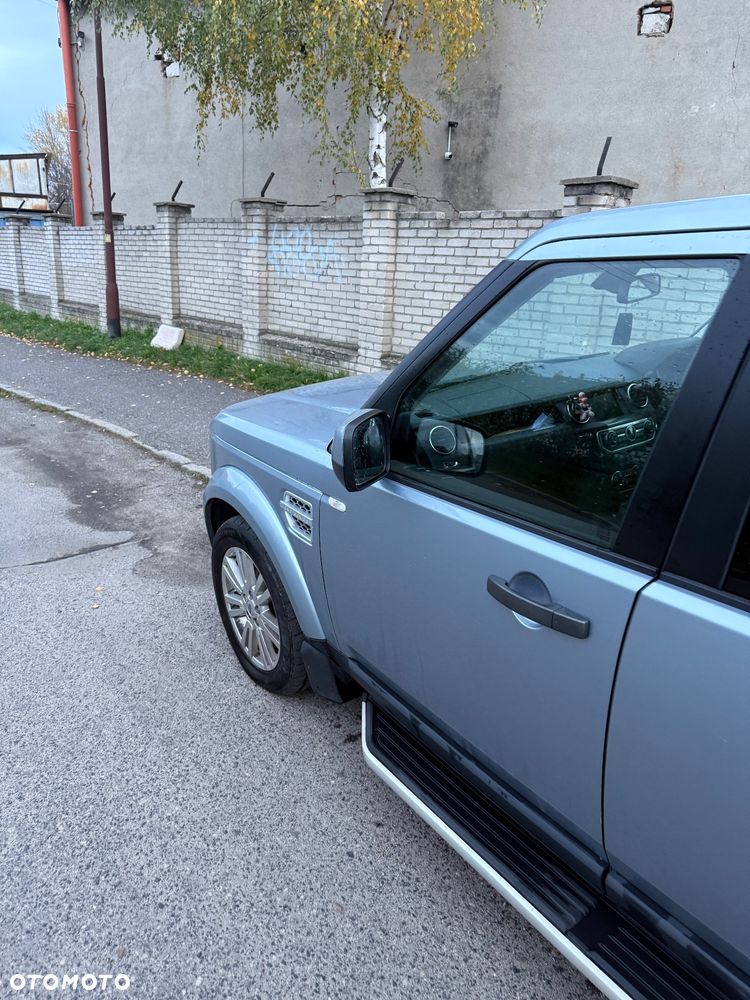 Land Rover Discovery IV 3.0D V6 SE - 9