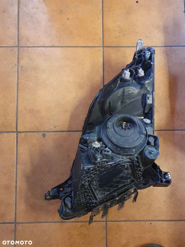 REFLEKTOR PRAWY TOYOTA PRIUS II 03-09 EUROPA - 4