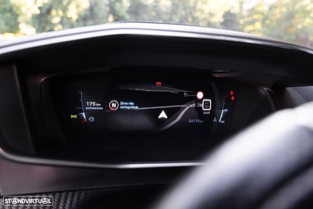 Peugeot 2008 1.2 PureTech GT - 12