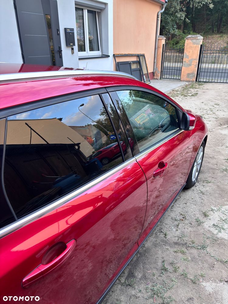 Ford Focus 1.0 EcoBoost Titanium - 9