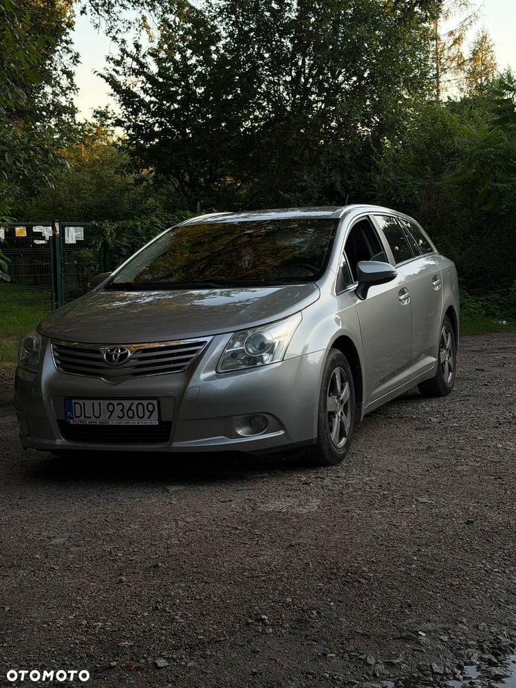 Toyota Avensis 1.6 Luna - 3
