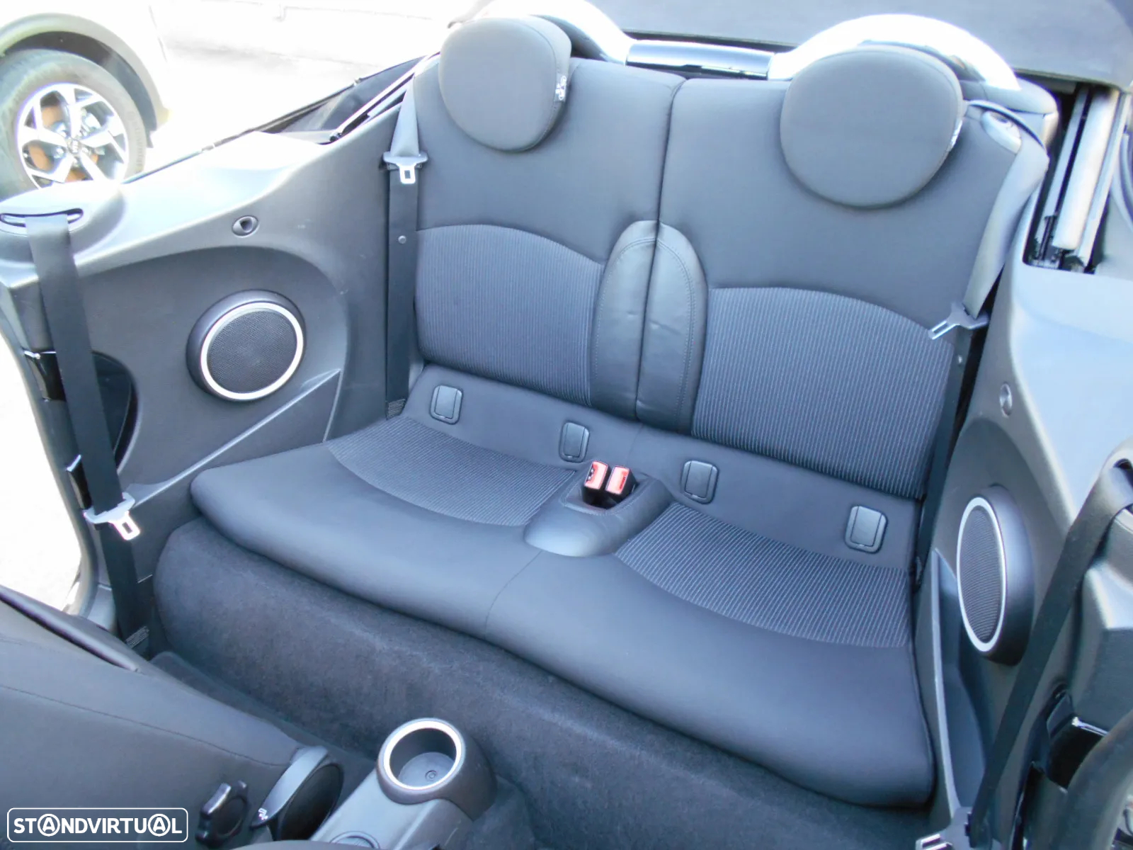 MINI Cabrio Cooper D - 33