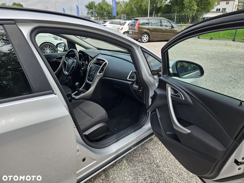 Opel Astra 1.4 EcoFLEX Innovation - 20