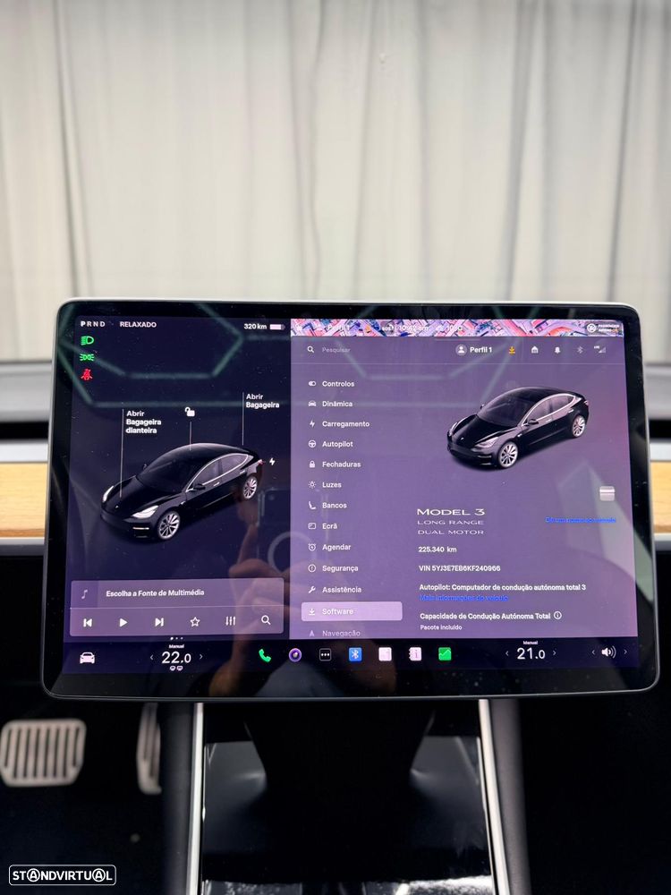 Tesla Model 3 Long-Range Dual Motor AWD - 15