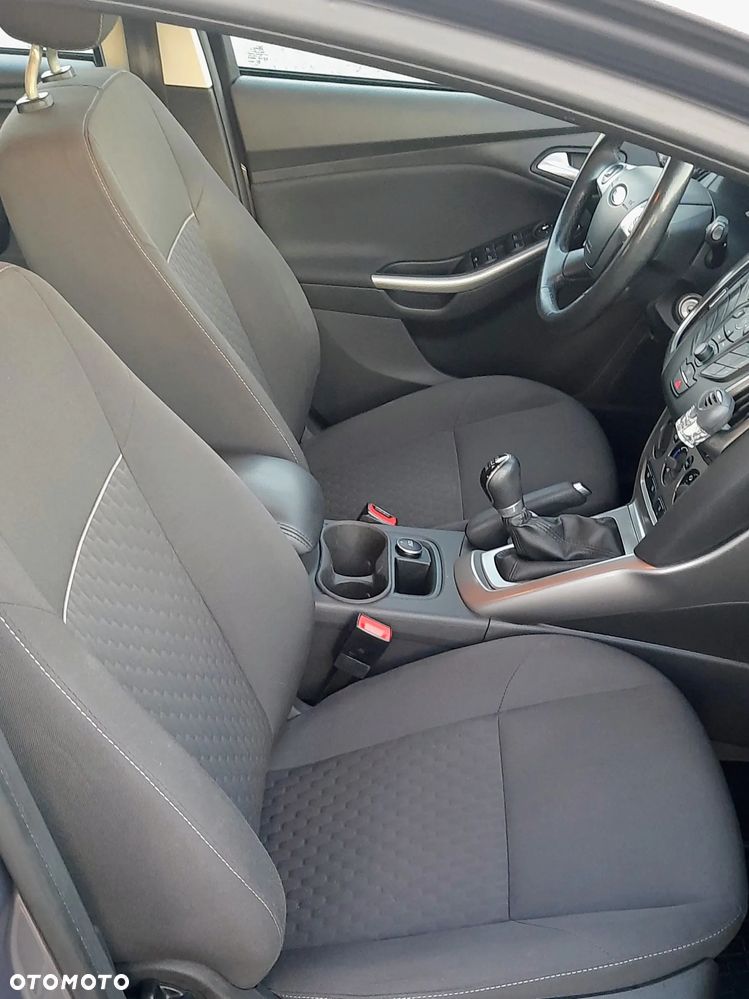 Ford Focus - 9