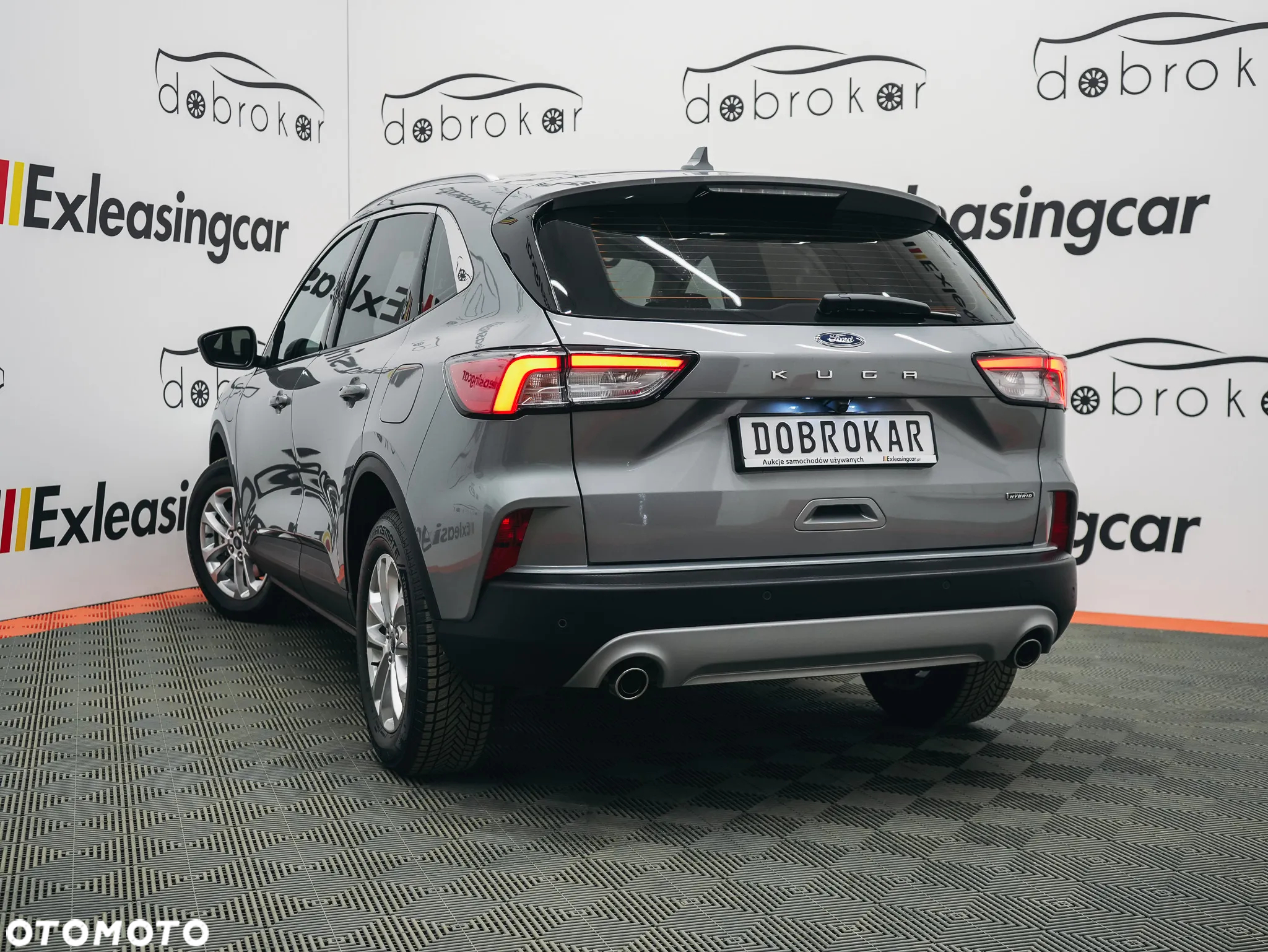 Ford Kuga 2.5P PHEV FWD Titanium - 8
