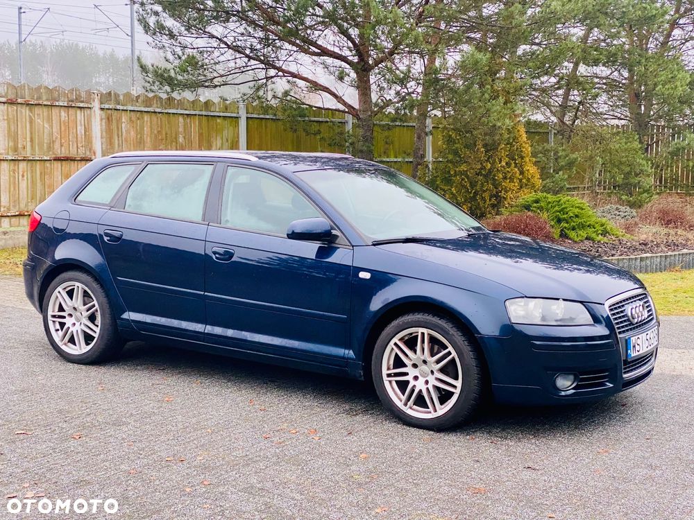 Audi A3 Sportback 2.0 FSI Ambiente - 19